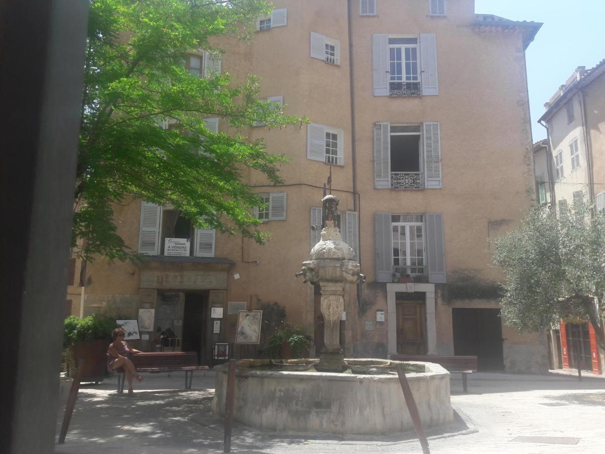 In The Heart Of Apartment *